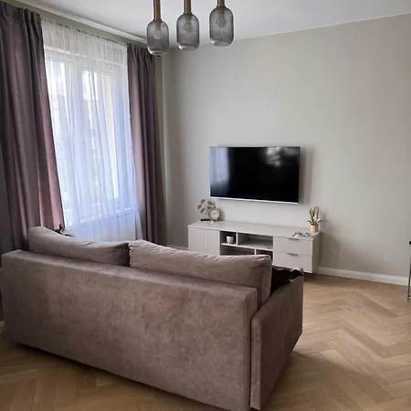 Leśne 21 *